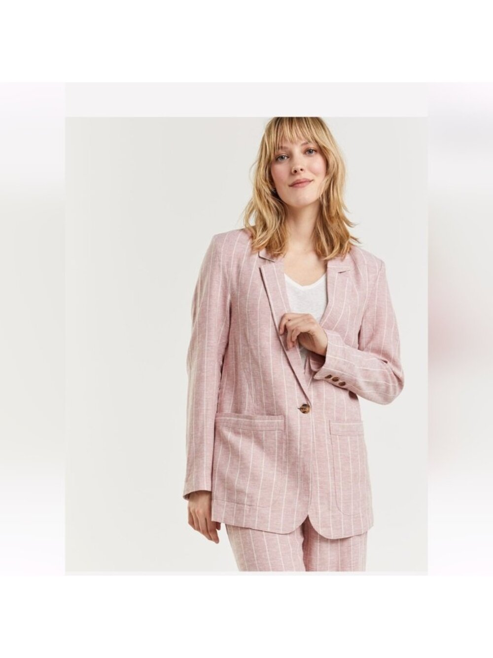 Signature Reitmans Heathered pink striped linen blend blazer